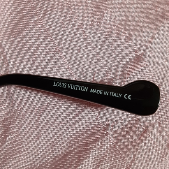 Louis Vuitton SUNGLASSES Made in Italy - Picture 11 of 11